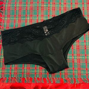 M Curve Black Lace Trimmed Underwear- Necessities